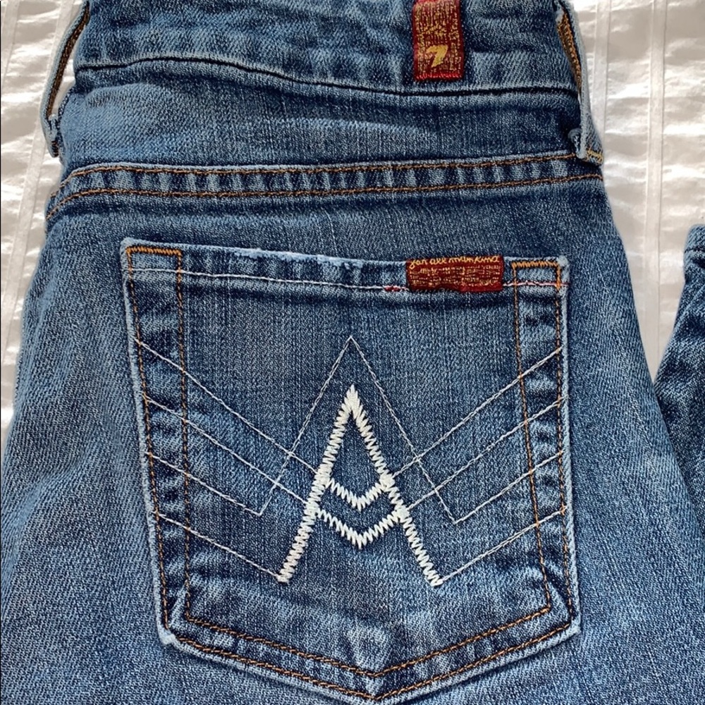 7 For All Mankind boot cut denim Host Pick🎉 - Picture 4 of 7
